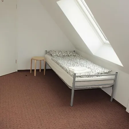 Kln Apartment *